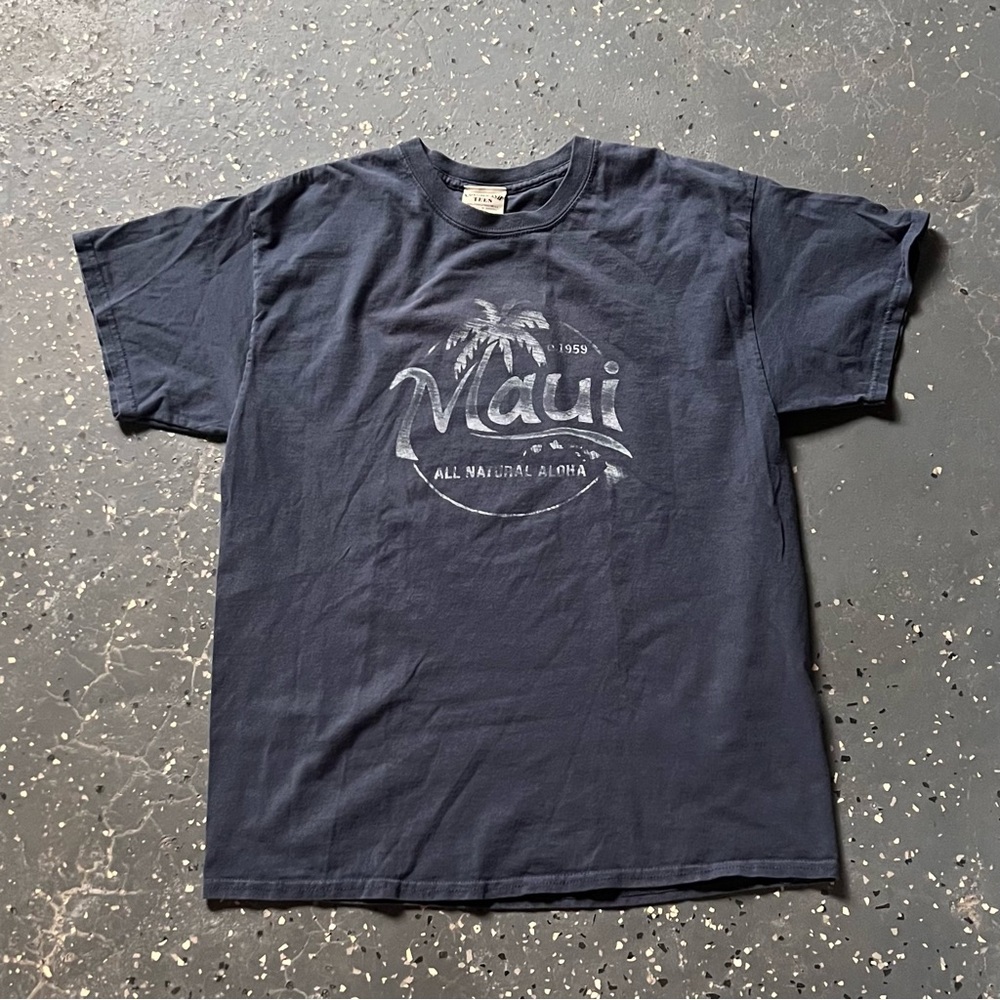 Men’s Vintage Navy Blue Maui Graphic T-Shirt